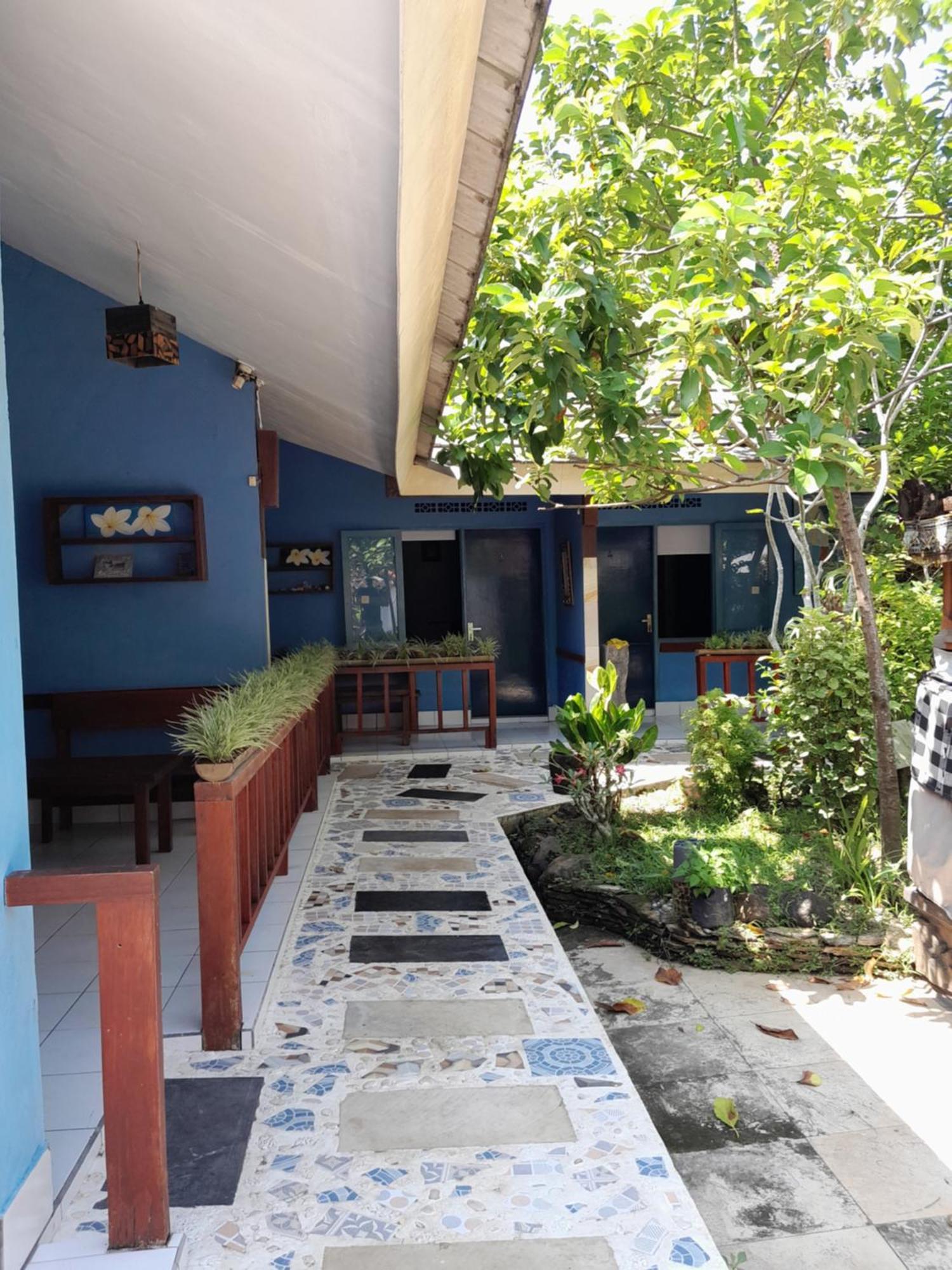 La Casa Homestay Senggigi Exterior foto