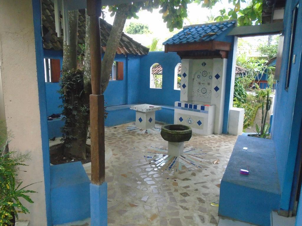 La Casa Homestay Senggigi Exterior foto